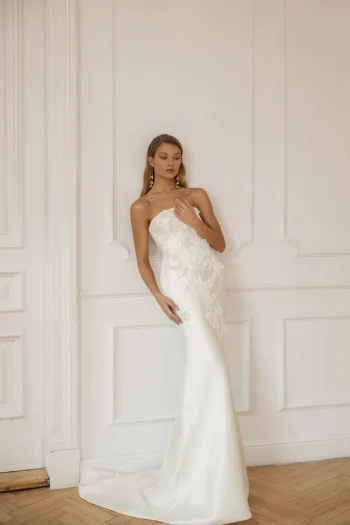 Minelli by Eva Lendel